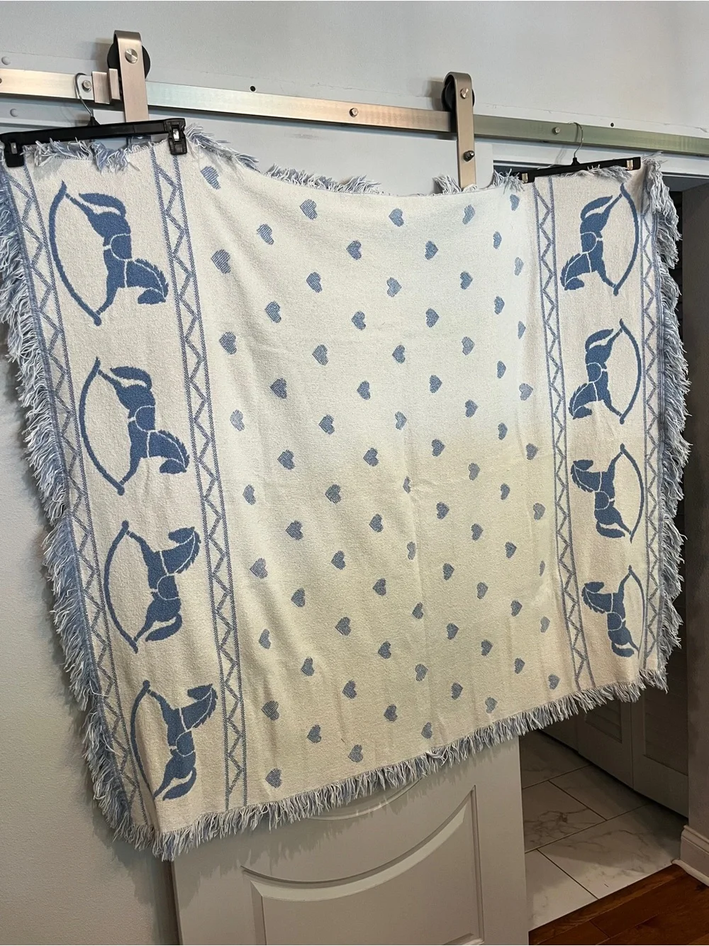 Vintage country blue
